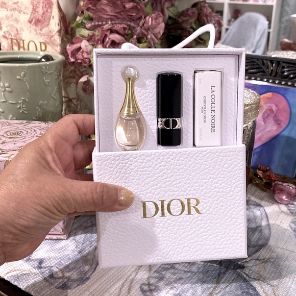 Dior Fragrance & Lipstick Set - Picture 3 of 4